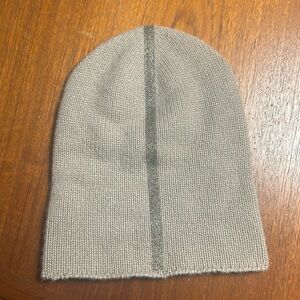 Cashmere beanie with crystal embellishment